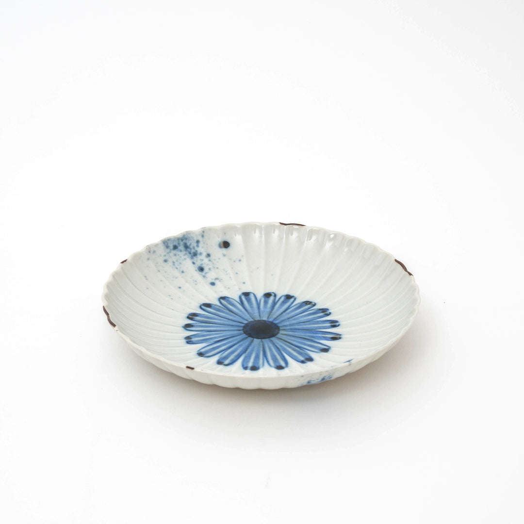 Handmade Arita Lightweight Porcelain Chrysanthemum Plate