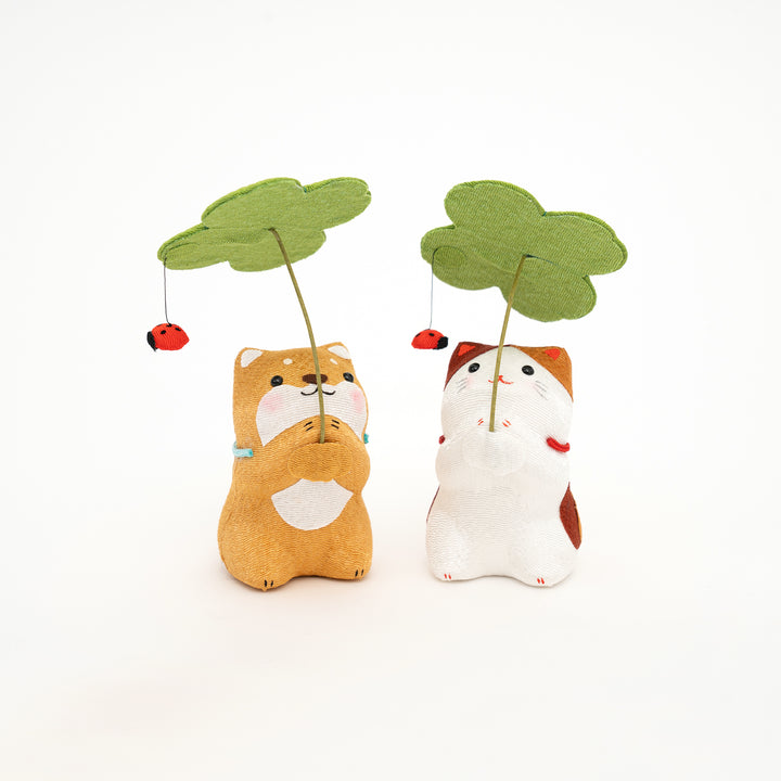 Handmade Four-leaf Clover Animal Figurine - Dog/Cat