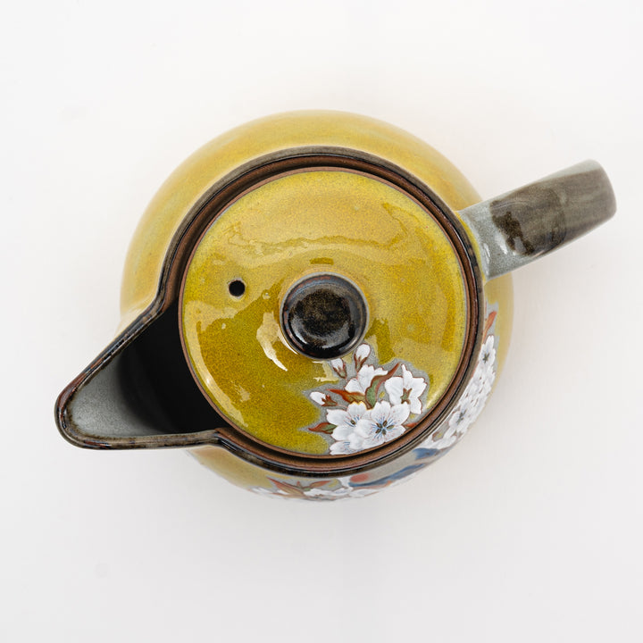 Kutani Yoshidaya Sakura Bird Teapot