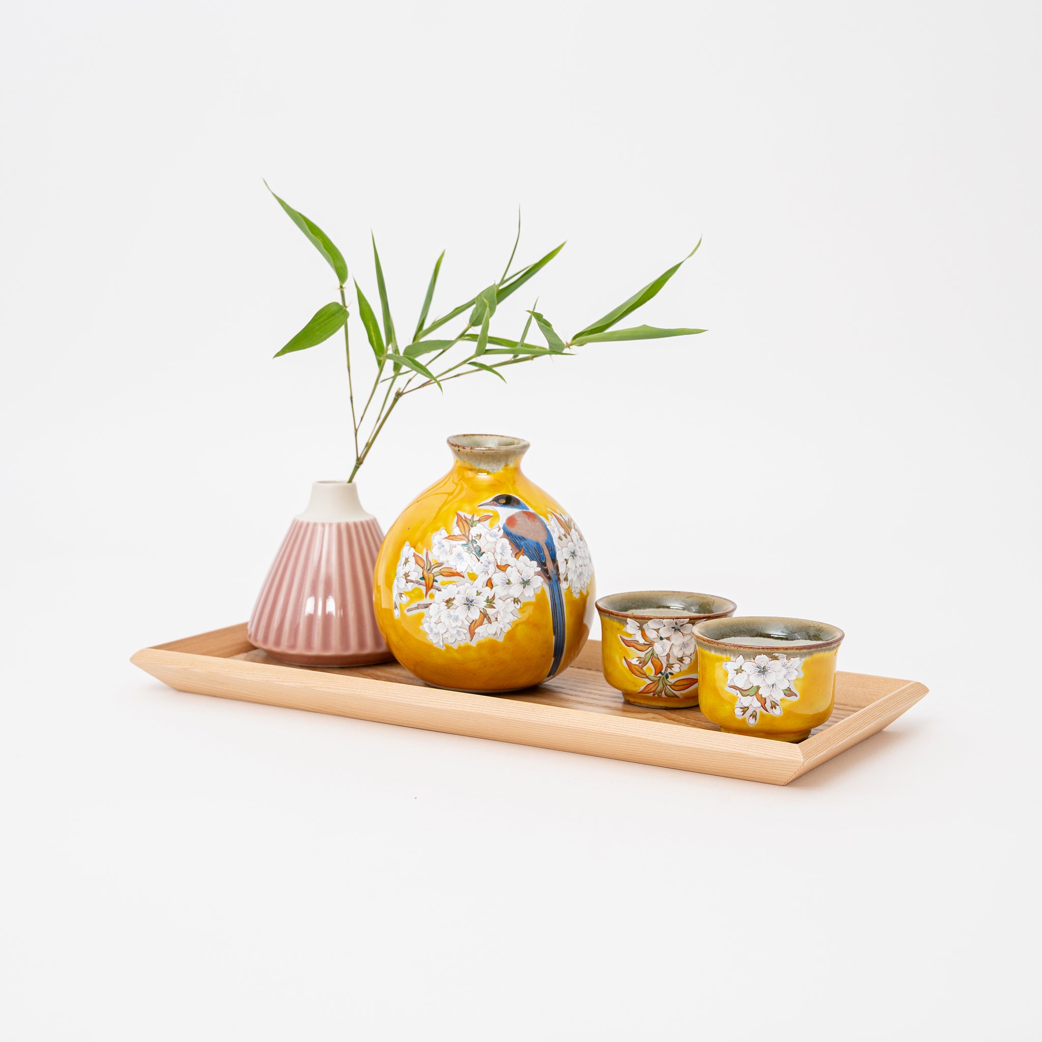 Handcrafted Kutani Ware Yoshidaya Cherry Blossom and Bird Sake Gift Set - Thumbnail 5