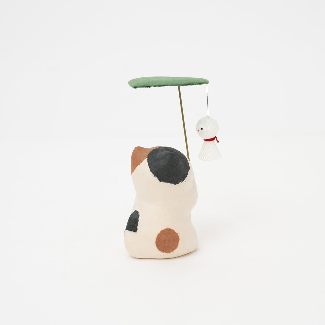 Ryukodo Ceramic Washi Cat Figurine