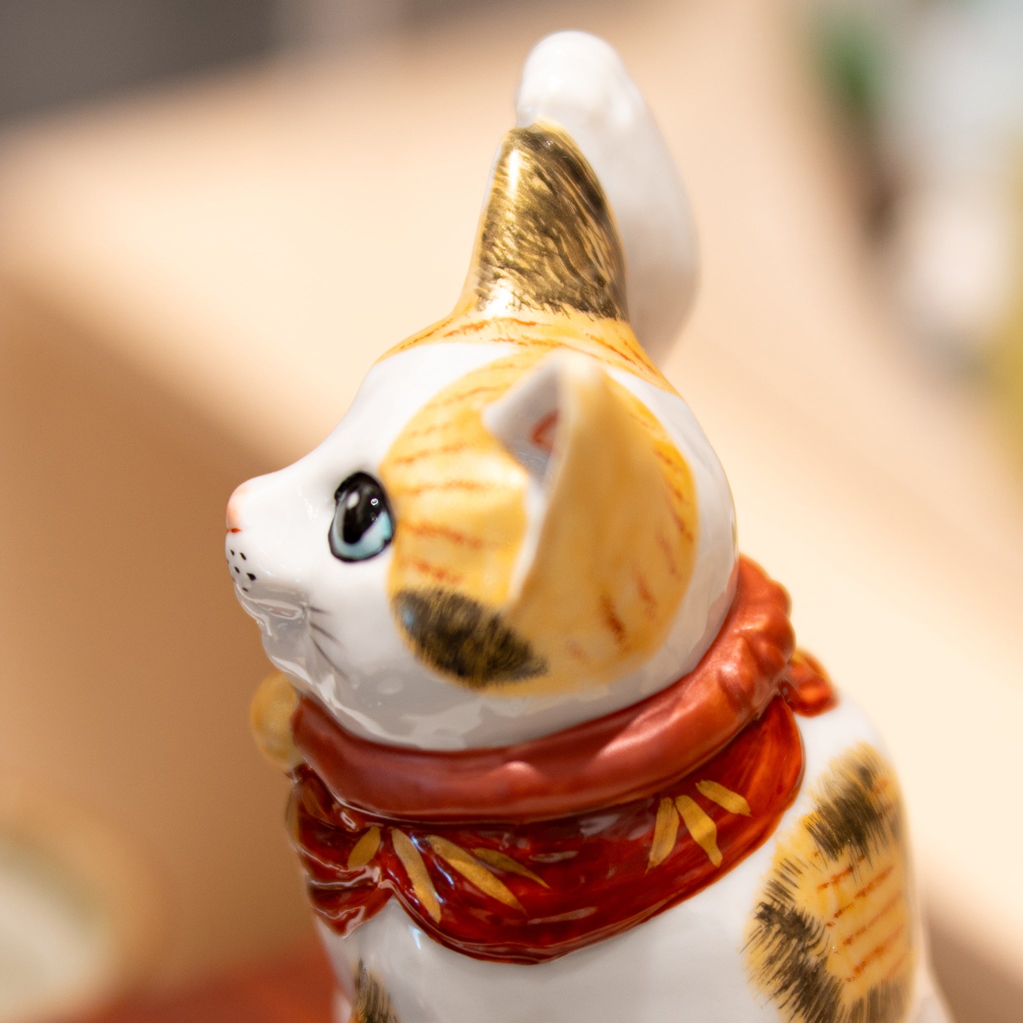 Kutani Lucky Cat Maneki Neko Golden Calico Cat Made in Japan
