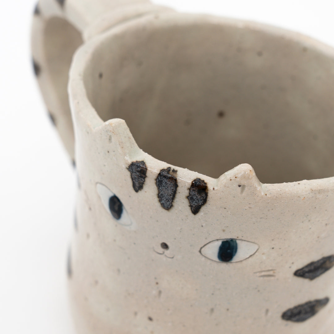 Handmade Cat Mug - Beige