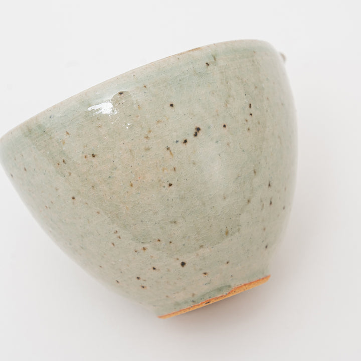 Handcrafted Shigaraki White Bīdoro Katakuchi and Cups