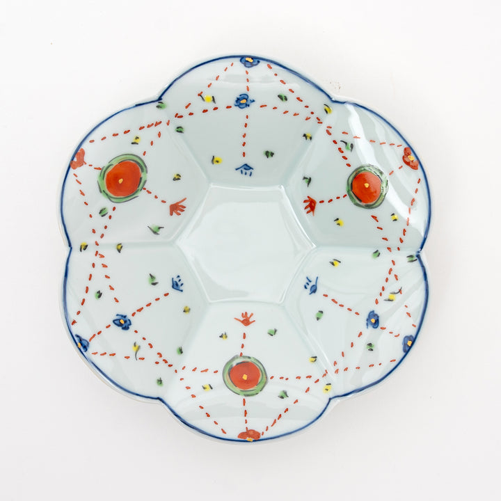 Handmade Arita Ware Yoraku Petal Shape Plate