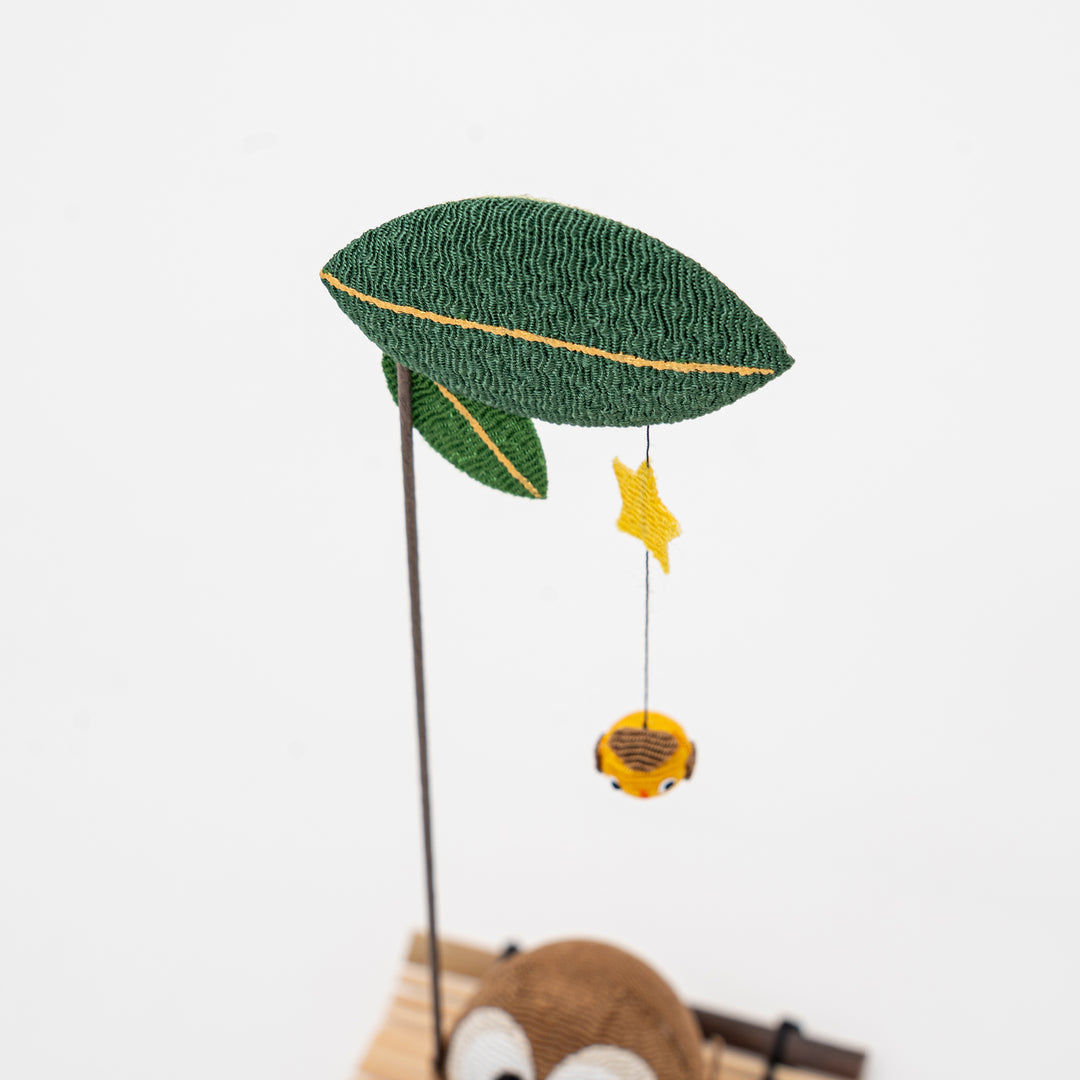 Ryukodo Owl and Bumble Bee Figurine