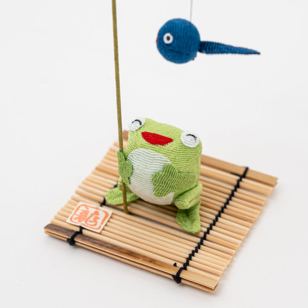 Ryukodo Frog Tadpole Figurine
