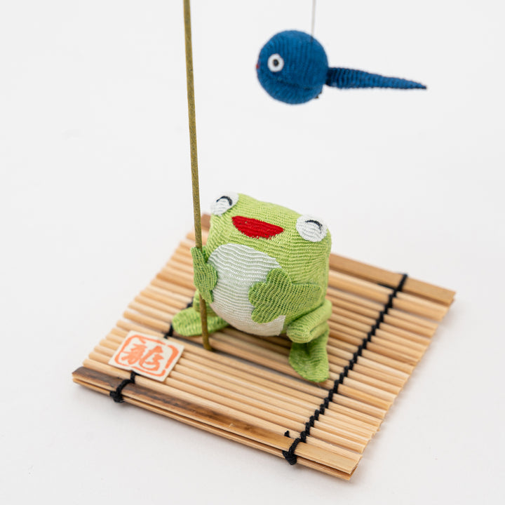 Ryukodo Frog Tadpole Figurine