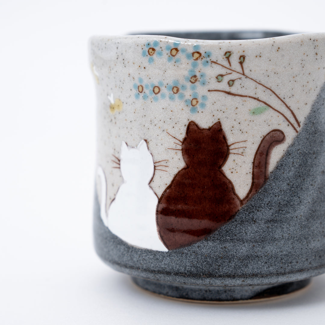 Handmade Kutani Cat Yunomi Japanese Tea Cup