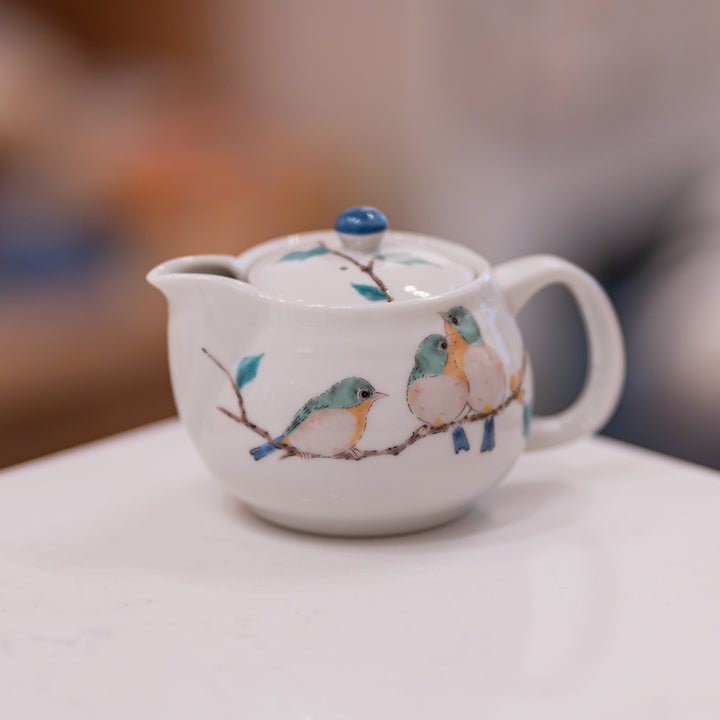 Kutani Ware Tea Pot with Birds Design