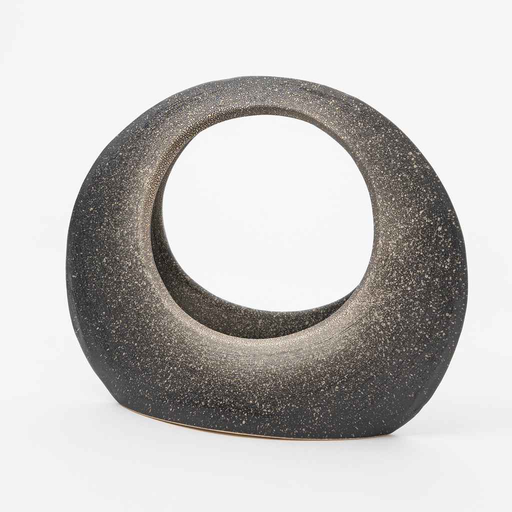 Shigaraki Black Clay Ikebana Vase with Handle | Snow-Speckled