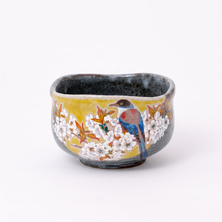 Bizan Kiln Yoshidaya Sakura and Bird Kutani Matcha Bowl Chawan Made In Japan