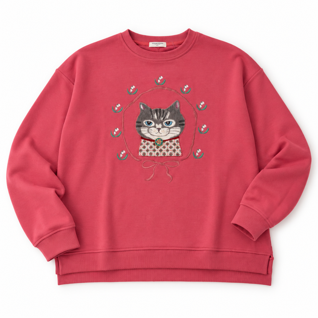 KUSUGURU JAPAN Cat Embroidered Sweatshirt – Cranberry image 3