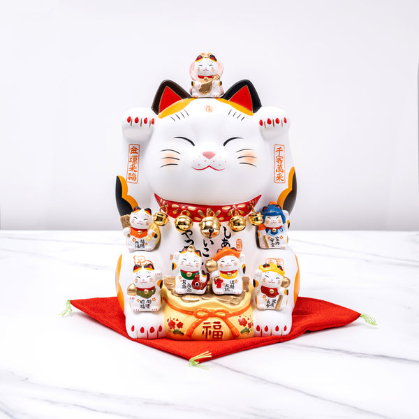 Hand Painted Japanese Yakushi Kiln Seven Lucky God Lucky Cat