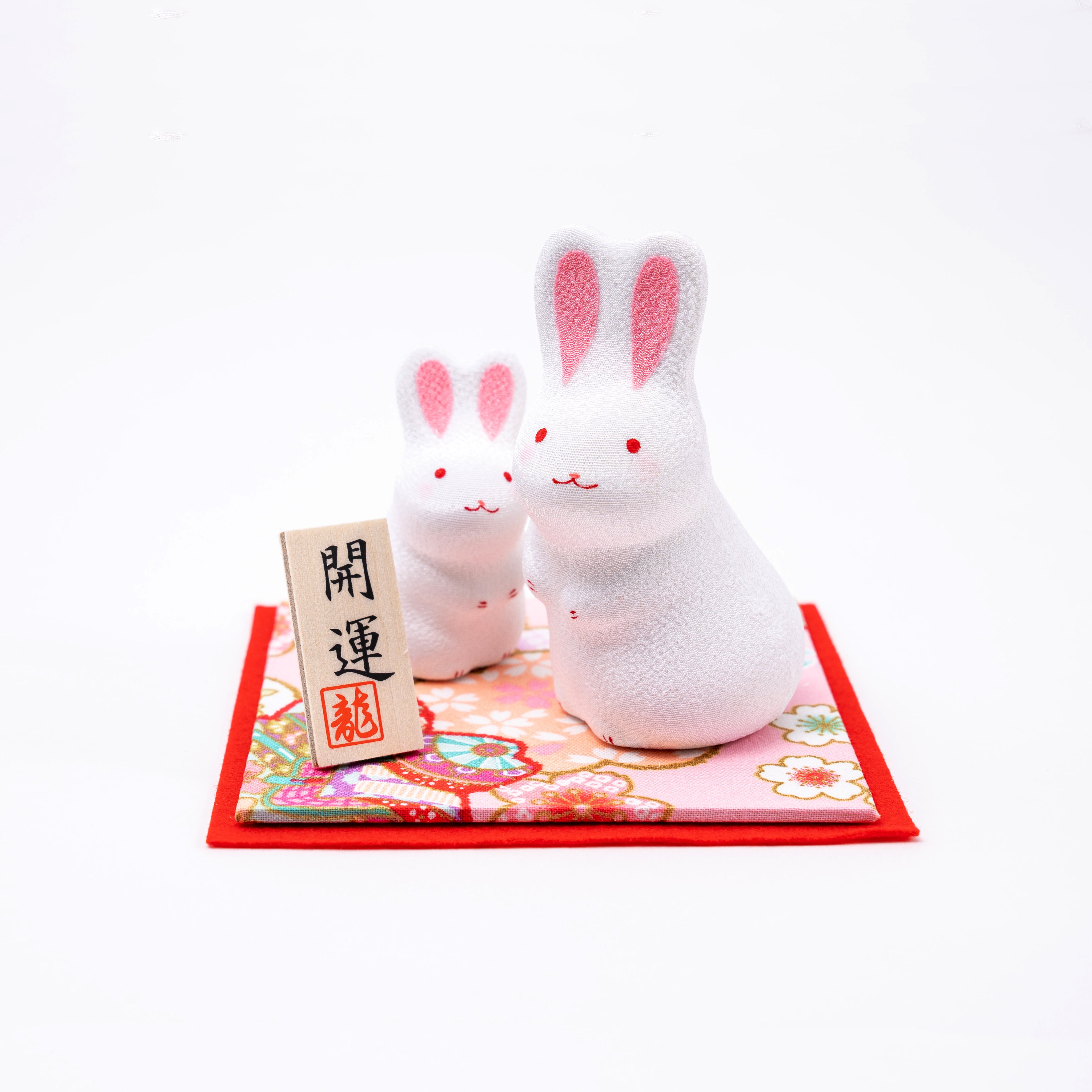 Handcrafted Adorable Rabbits Figure -R60 – Great Zakka