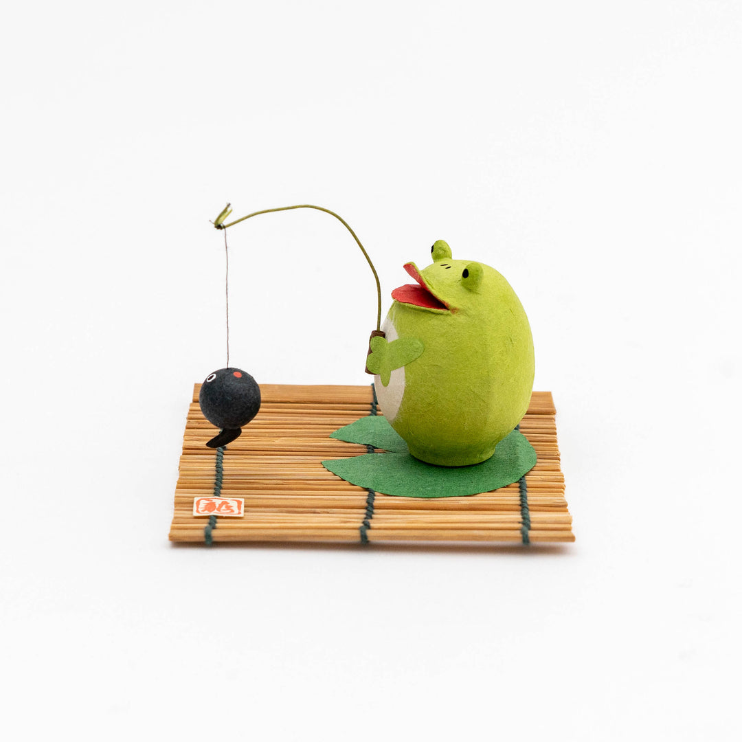 Ryukodo Handmade Washi Fishing Frog Figurine