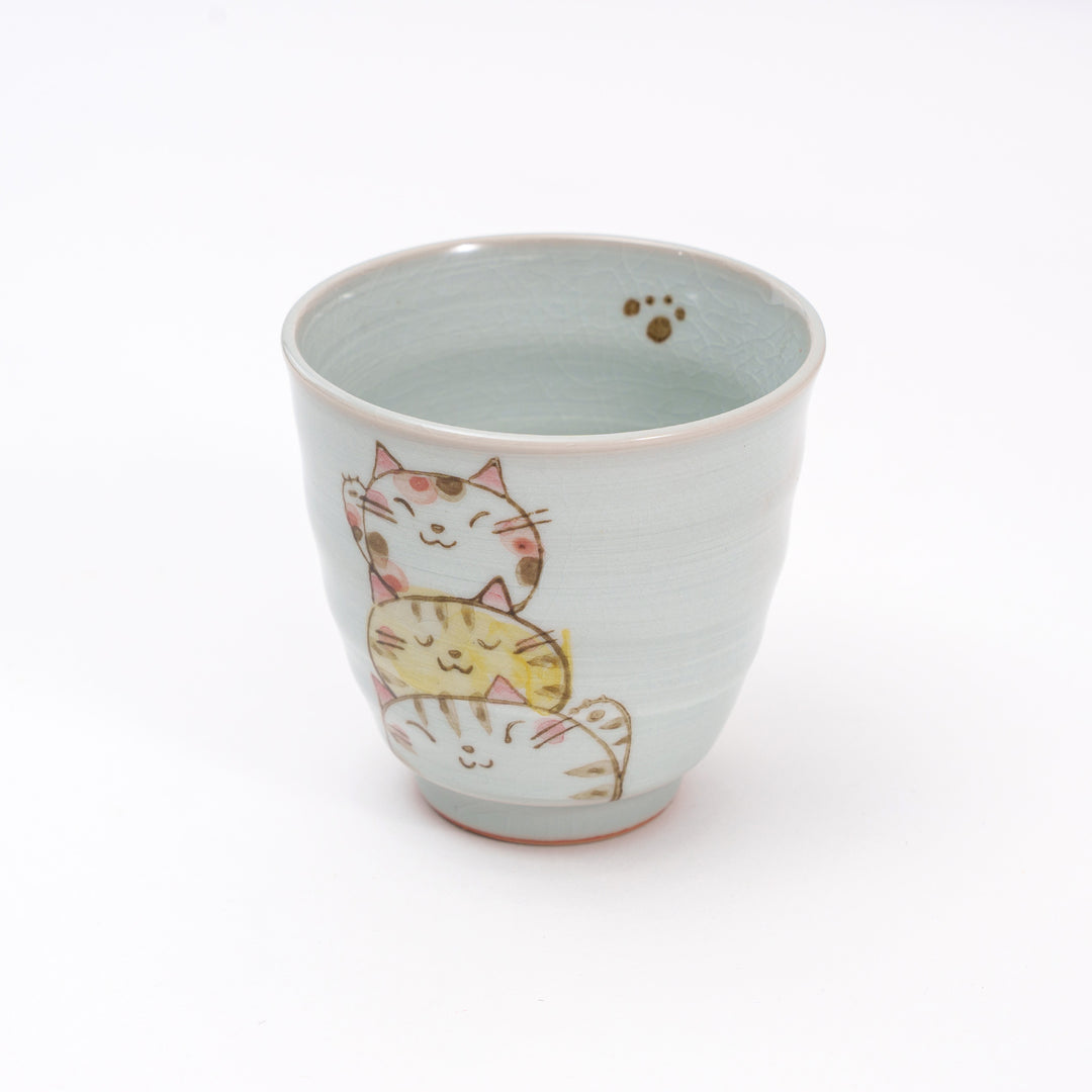 Handmade Crackle Glazed Cute Cat Tea Cup Mino Ware