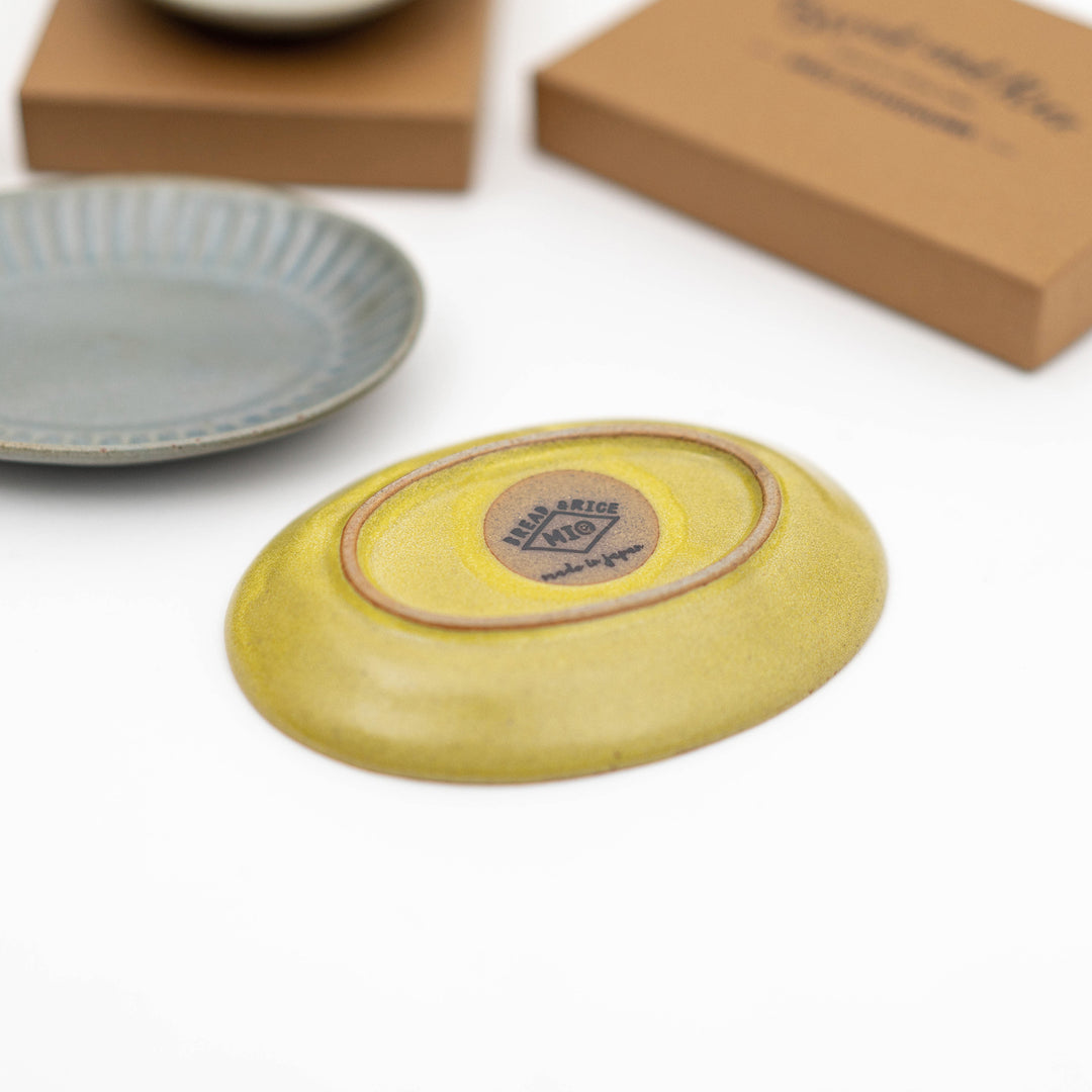 Bread and Rice Project designed by Mio Hishinuma Handmade Mini Oval Plate - 12.5cm