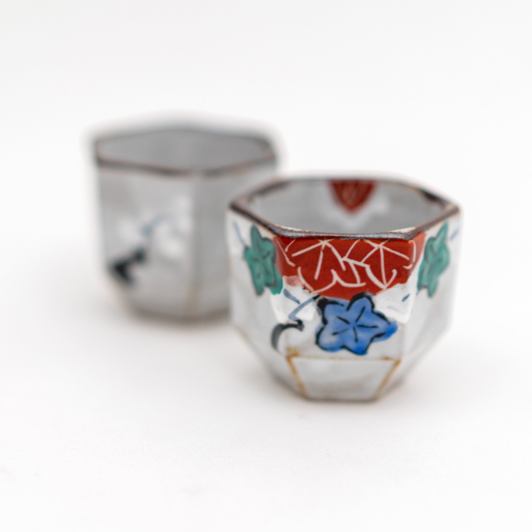 蓋付小物入れ　花鳥図　八角形　陶磁器　香合 Handmade Flower Hexagon Cup Kobachi Dish Made in Japan