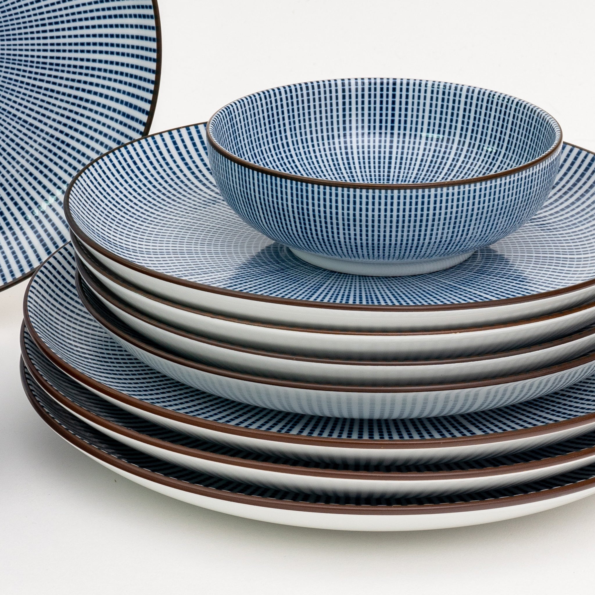 Japanese plates and bowls best sale