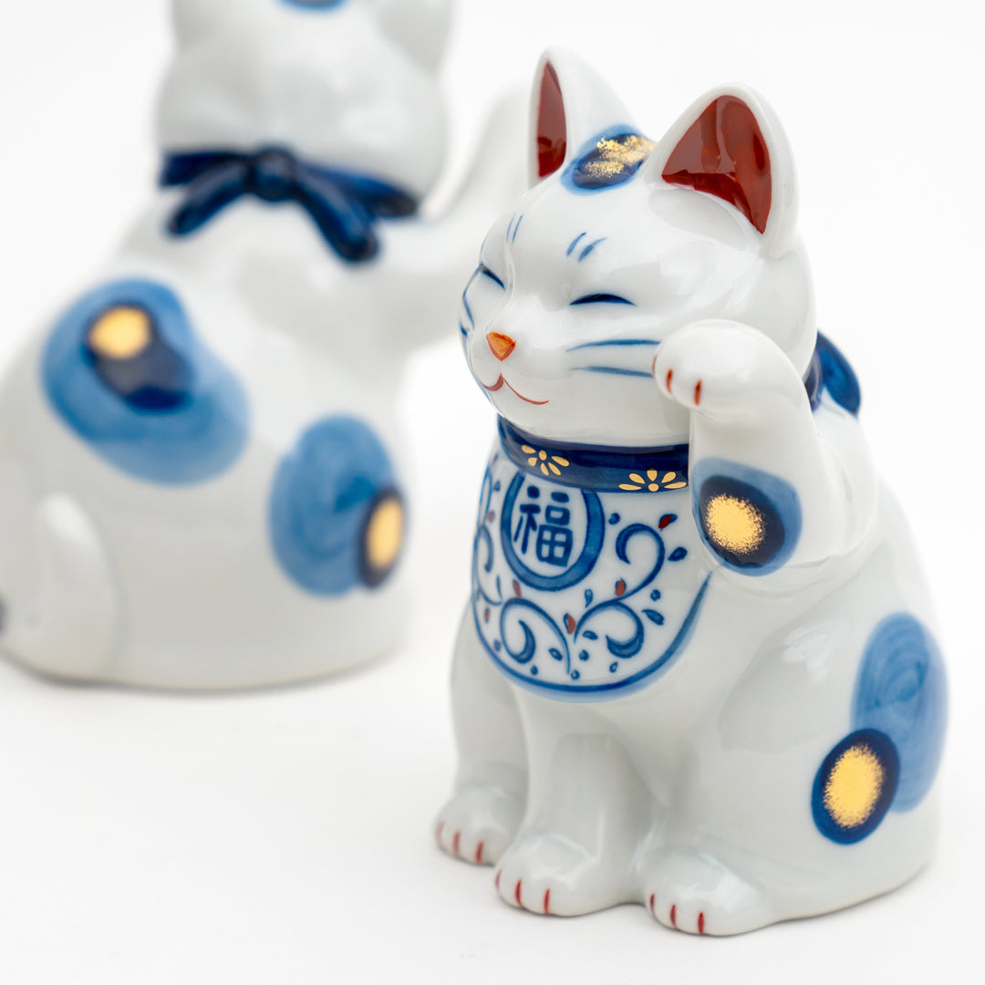 Yakushi Gama Porcelain Medium Size Blue Maneki Neko Right hand and Left Hand