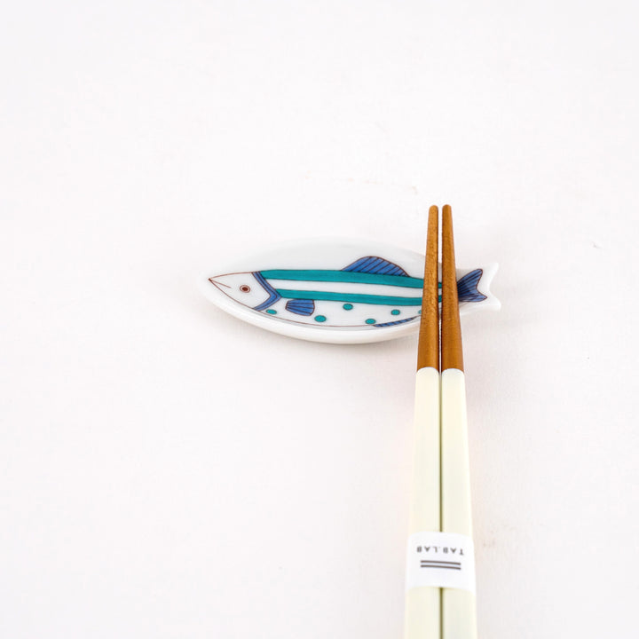Kutani Yaki Hand Painted Fish Chopstick Rest