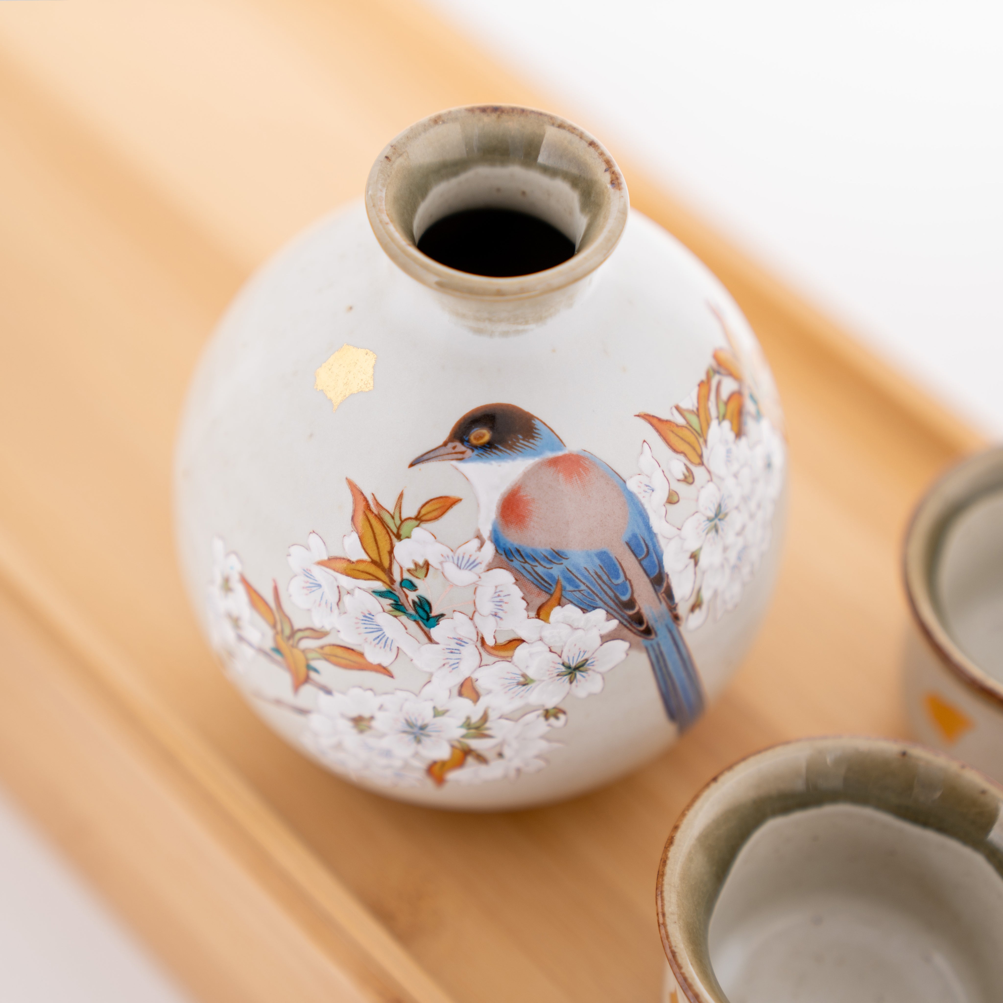 Kutani Ware Sake Set - Thumbnail 4