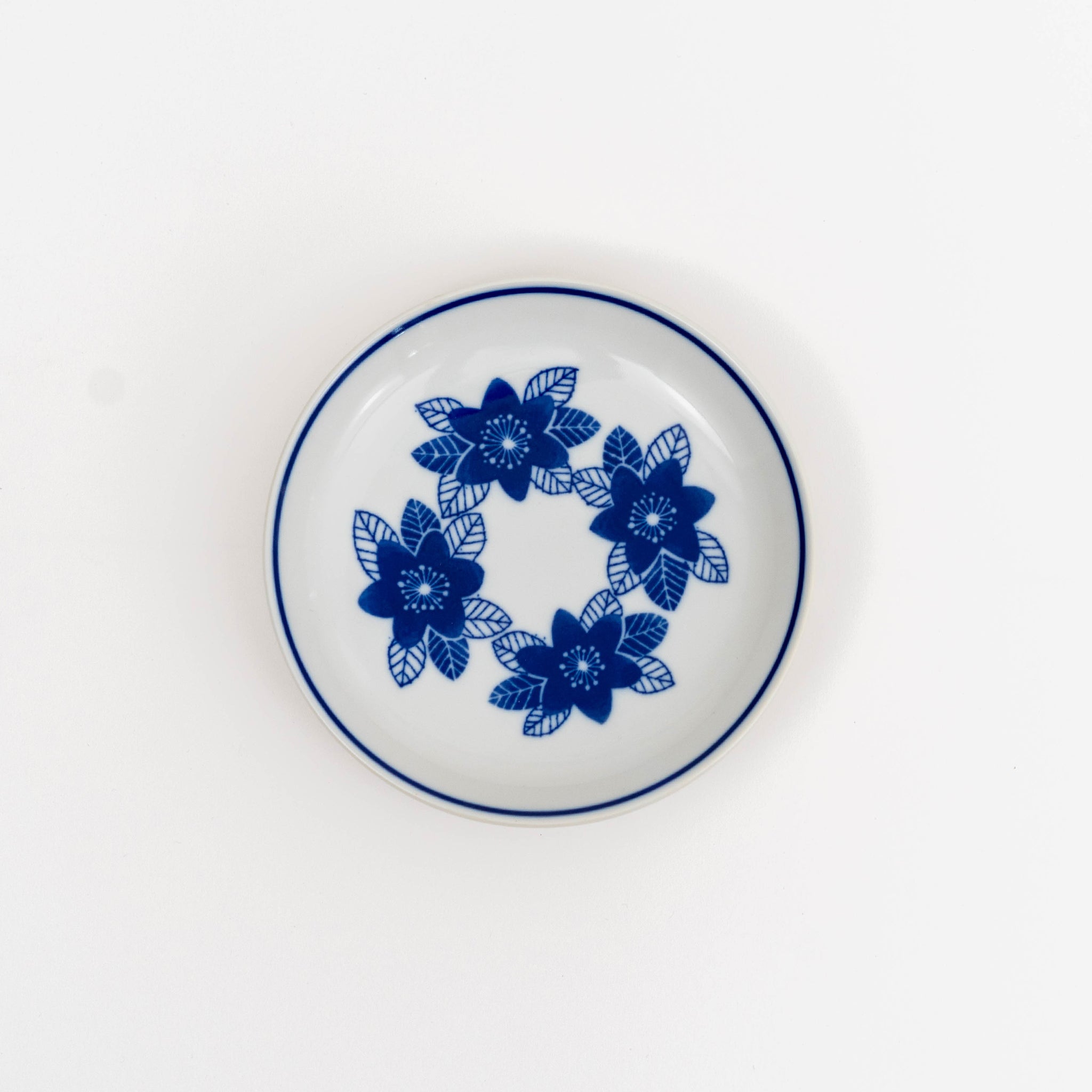 Mino Ware Hand Painted Blue Flower Plate – Great Zakka