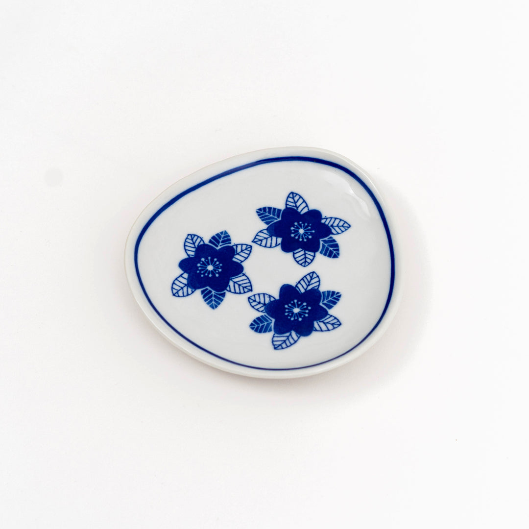 Mino Ware Hand Painted Blue Flower Plate