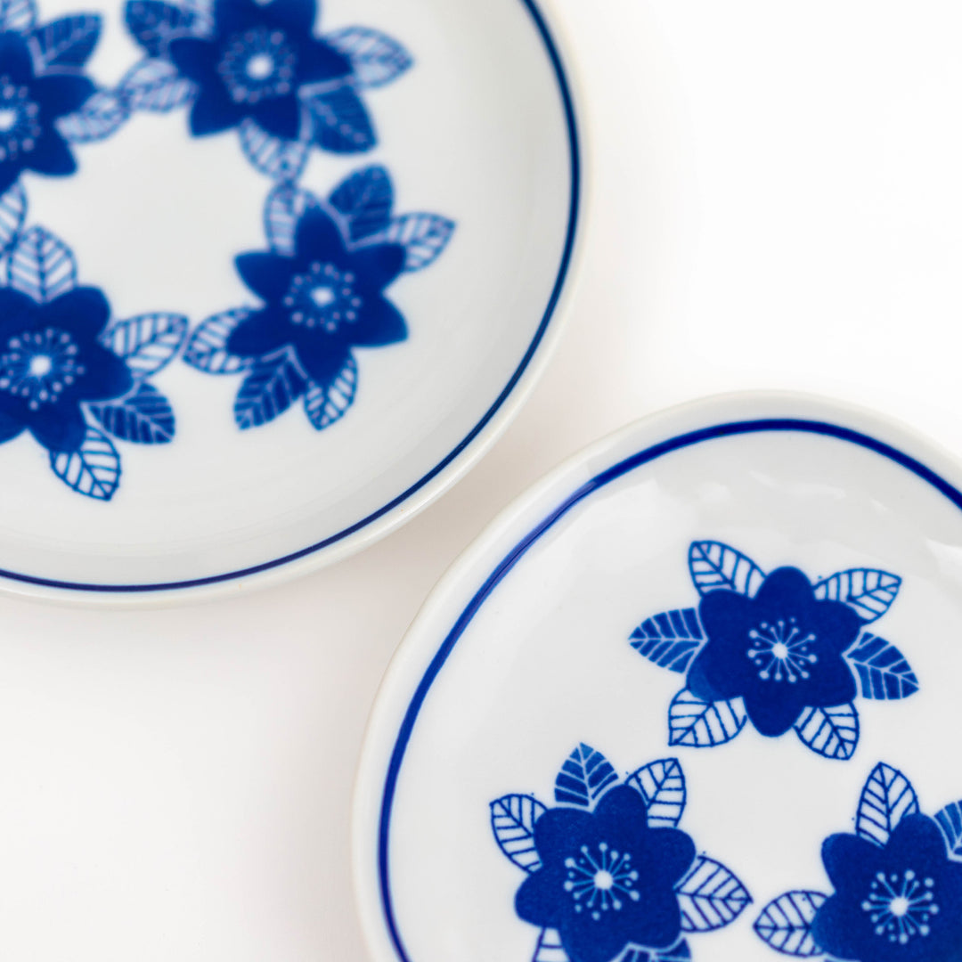Mino Ware Hand Painted Blue Flower Plate
