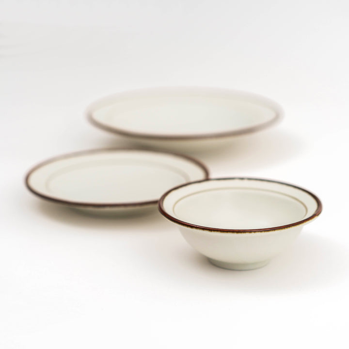 Mino Ware Line Plate and Bowl - Beige