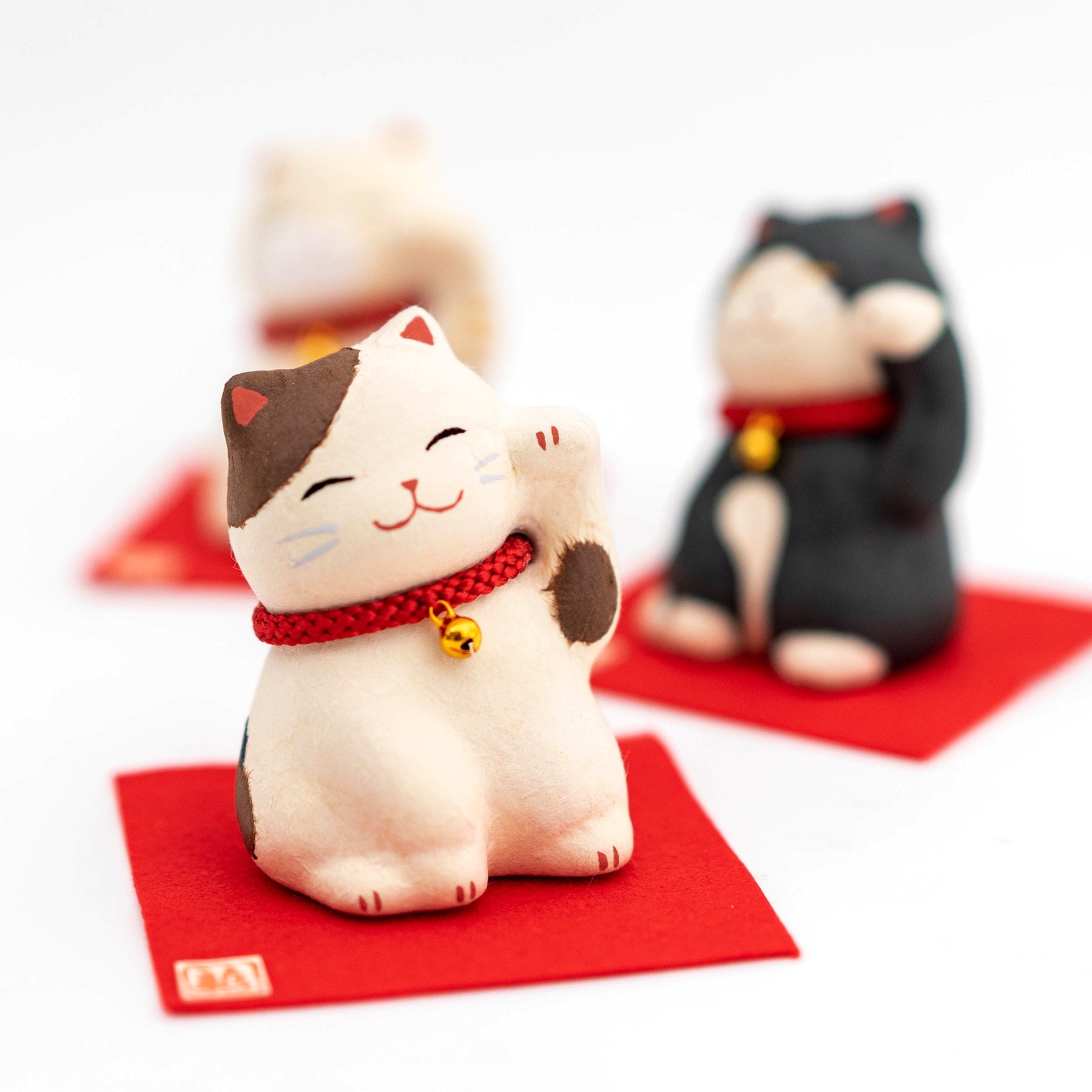 Handmade Little Lucky Cat Figurine | Made in Japan – Great Zakka
